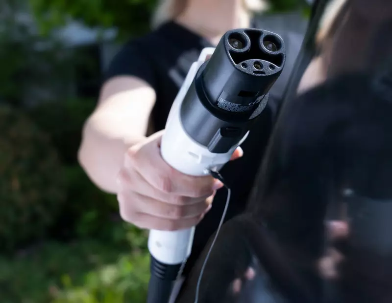 Hier zu ODU AUTOMOTIVE